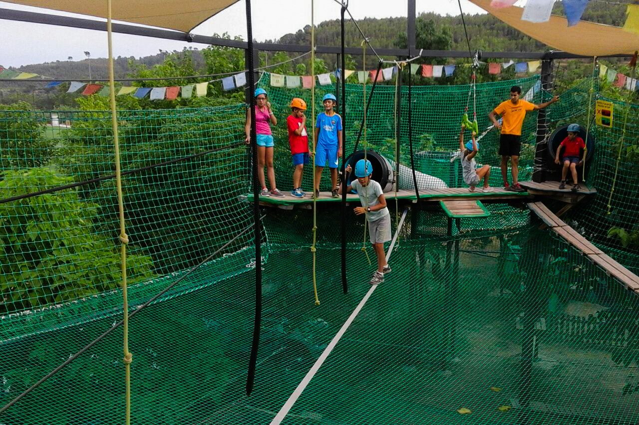 nens en circuit acrobatic